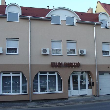 Hugi Panzio Hotel Nagykanizsa Exterior foto